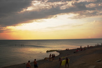 Abendstimmung am Meer / ***