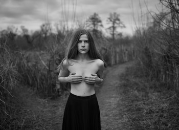 At the crossroads / https://www.instagram.com/arkadiy_kurta/