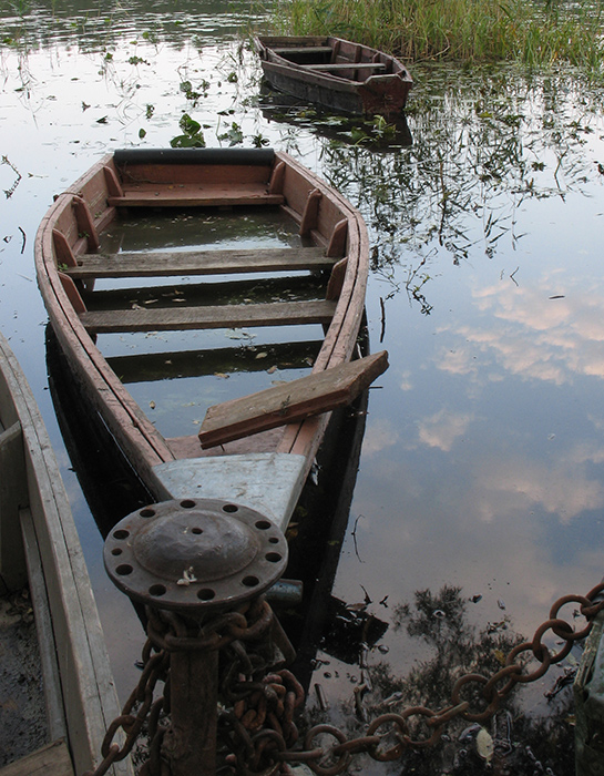 этюд про затопленные лодки