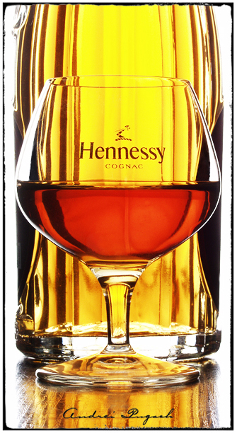 И опять стекло.