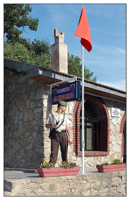 Меня нельзя снимать. Разве что я этого не замечу...