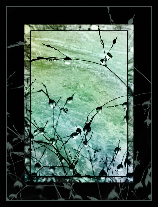 над обрывом...