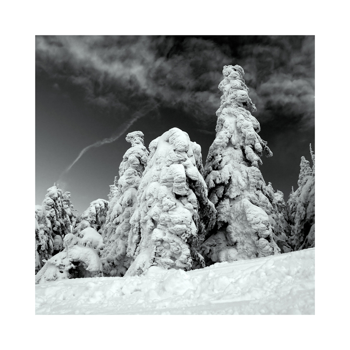 упираться в НЕБО...