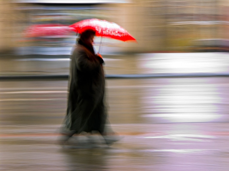 *зонт*....или....*дождь*