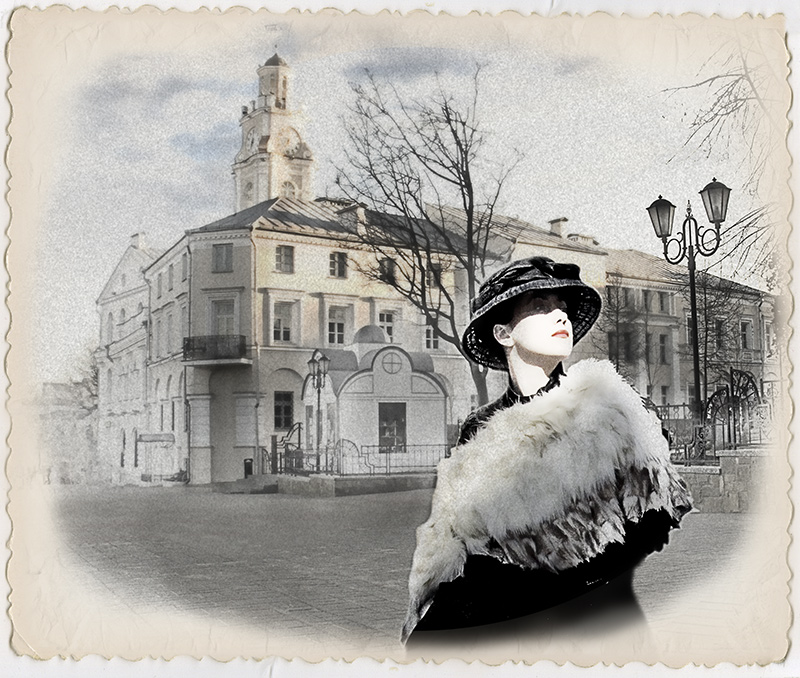 На прогулке.