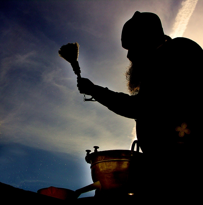 *орудие труда*