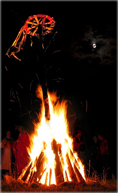 Купальля пракаветнага агонь