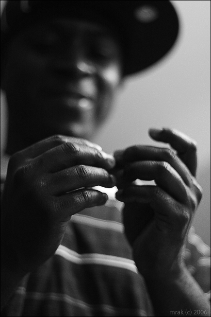 закрутило...