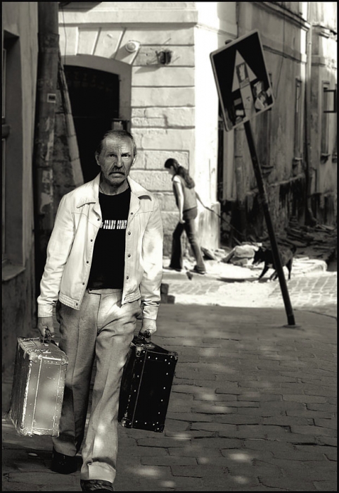 бес в ребро