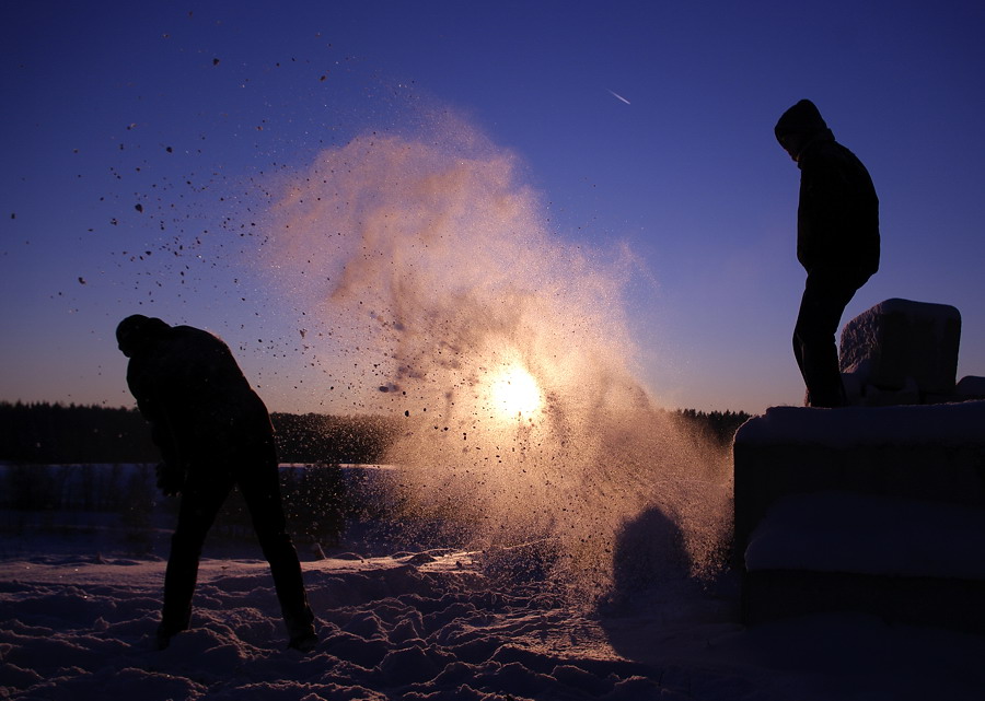играли мальчики в войну