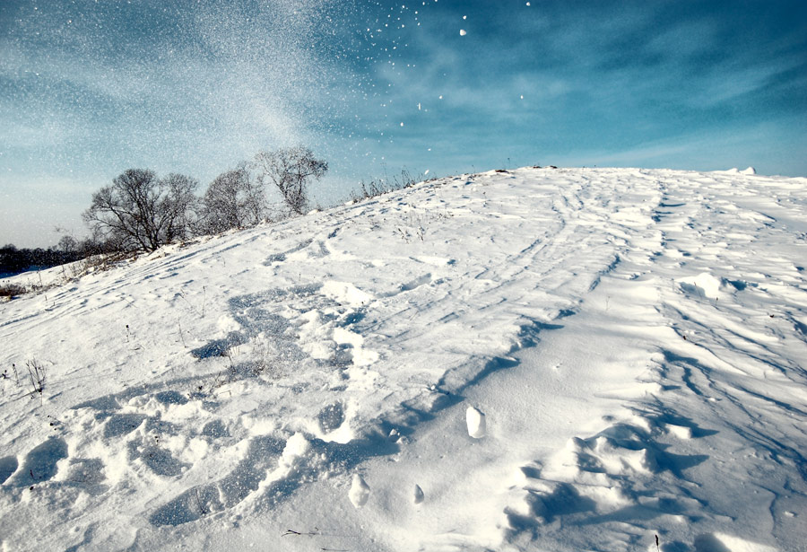 Падал снег...