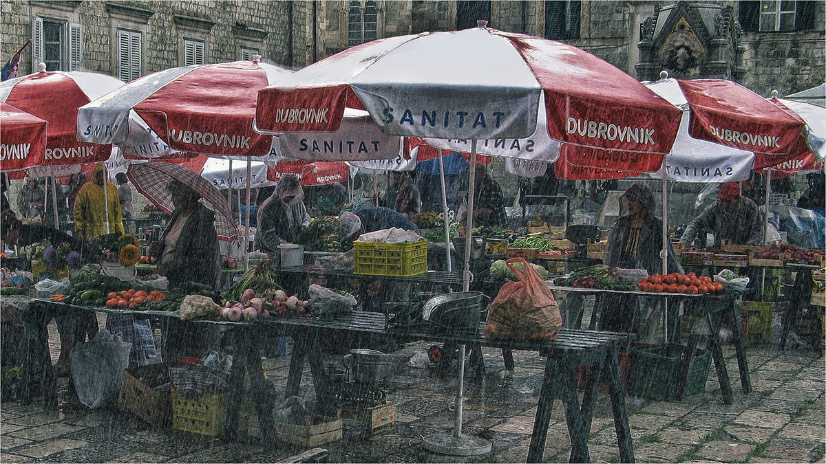 Дождь и покупательский спрос