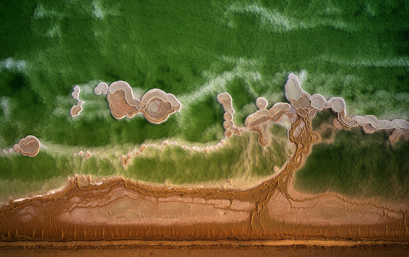 Абстракции Мертвого моря.