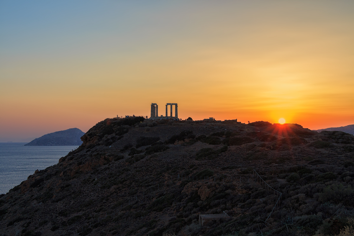 Провожая день