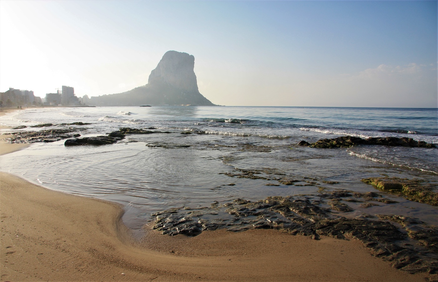 Одинокий утес...