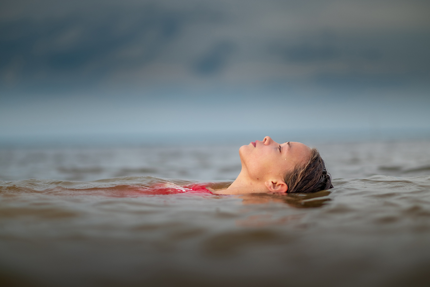 История на поверхности