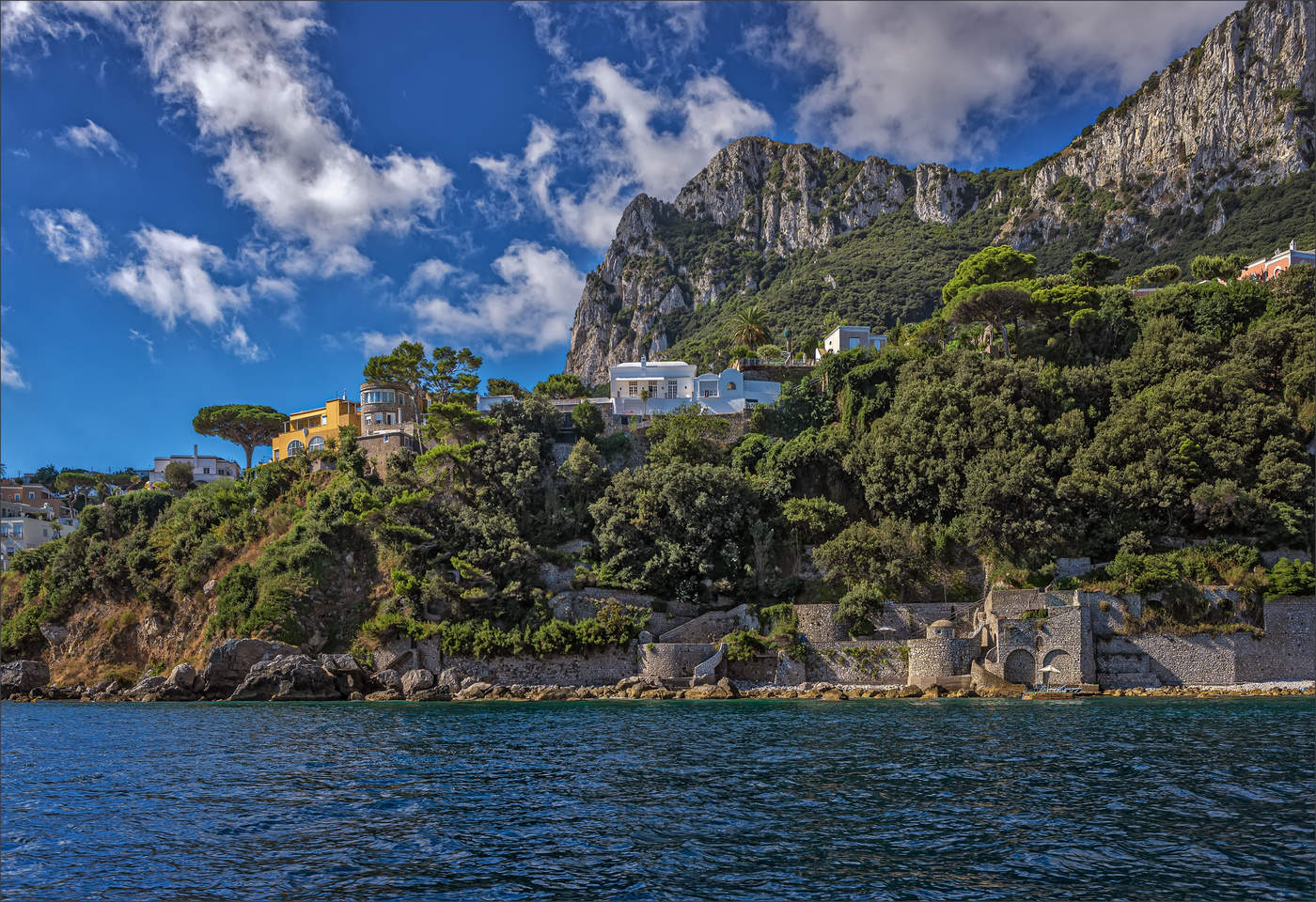 Вокруг острова