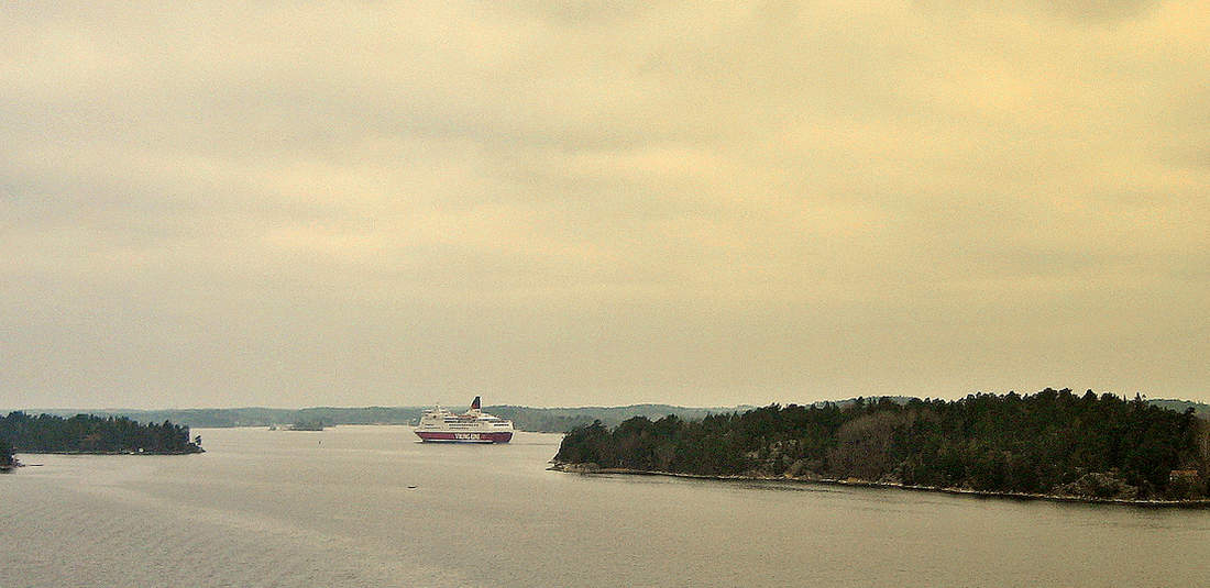 Вдоль островов в водах Швеции
