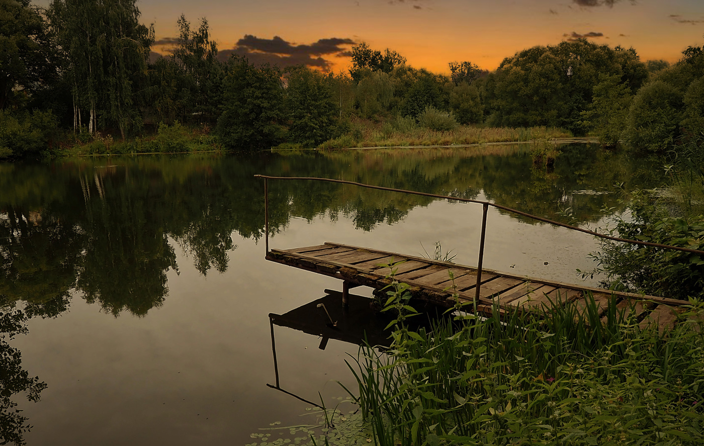 Тёплый вечер.