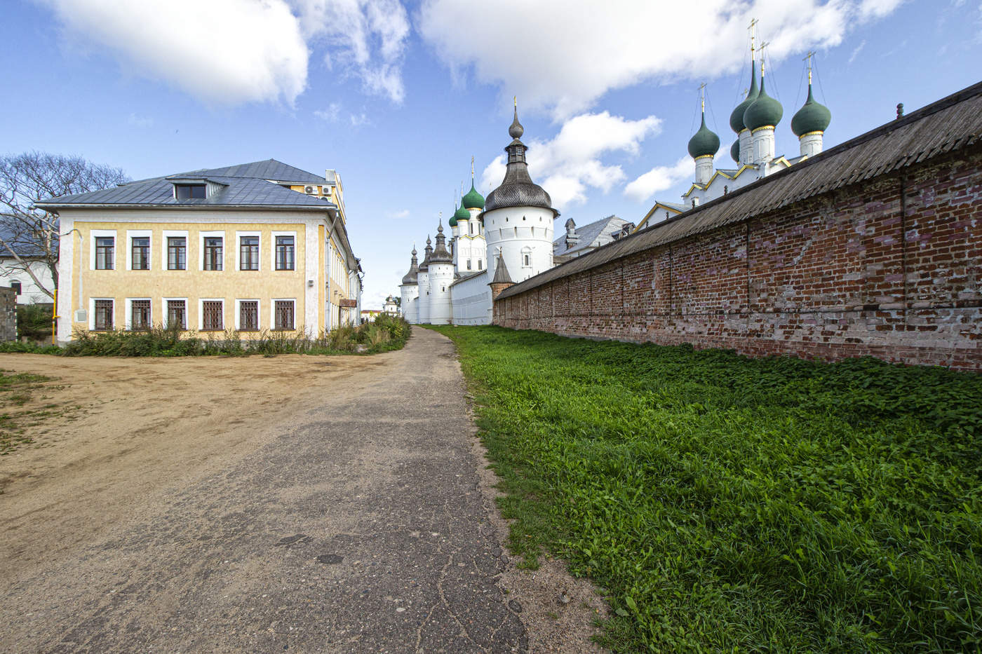 В Ростове Великом