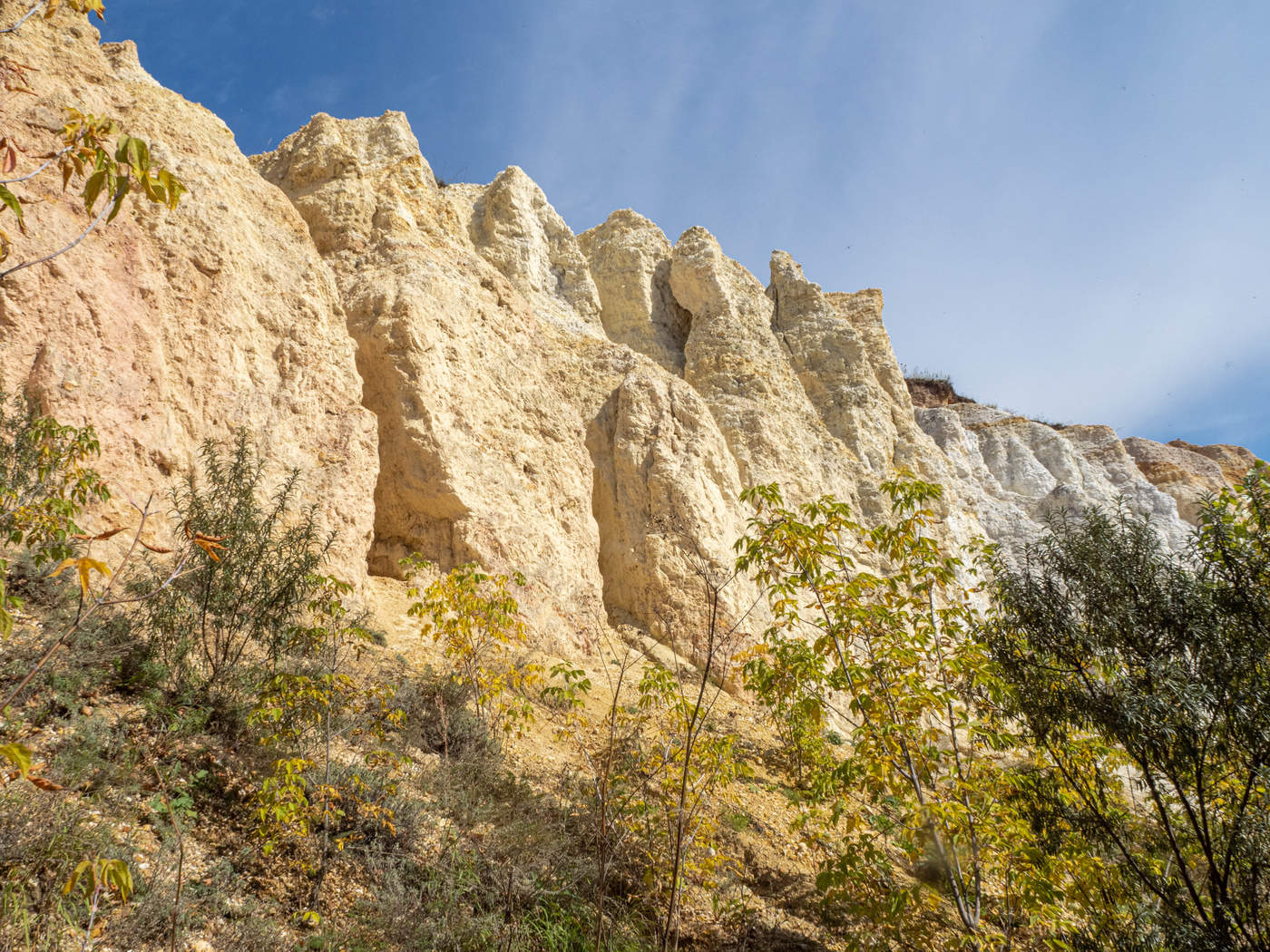 Белая скала