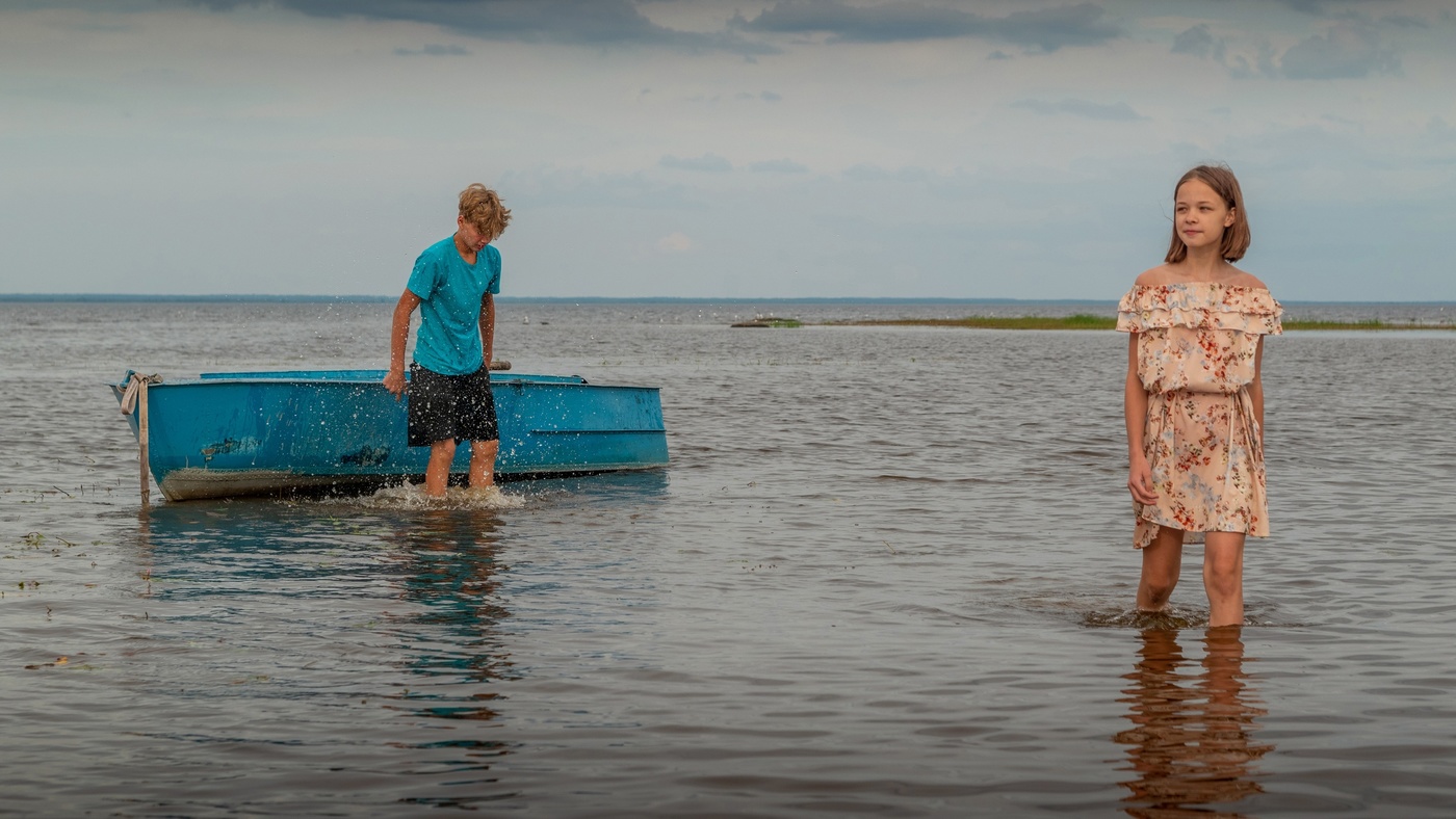 Двое не в лодке
