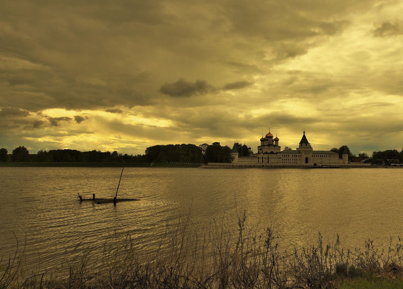 Ипатьевский монастырь ...