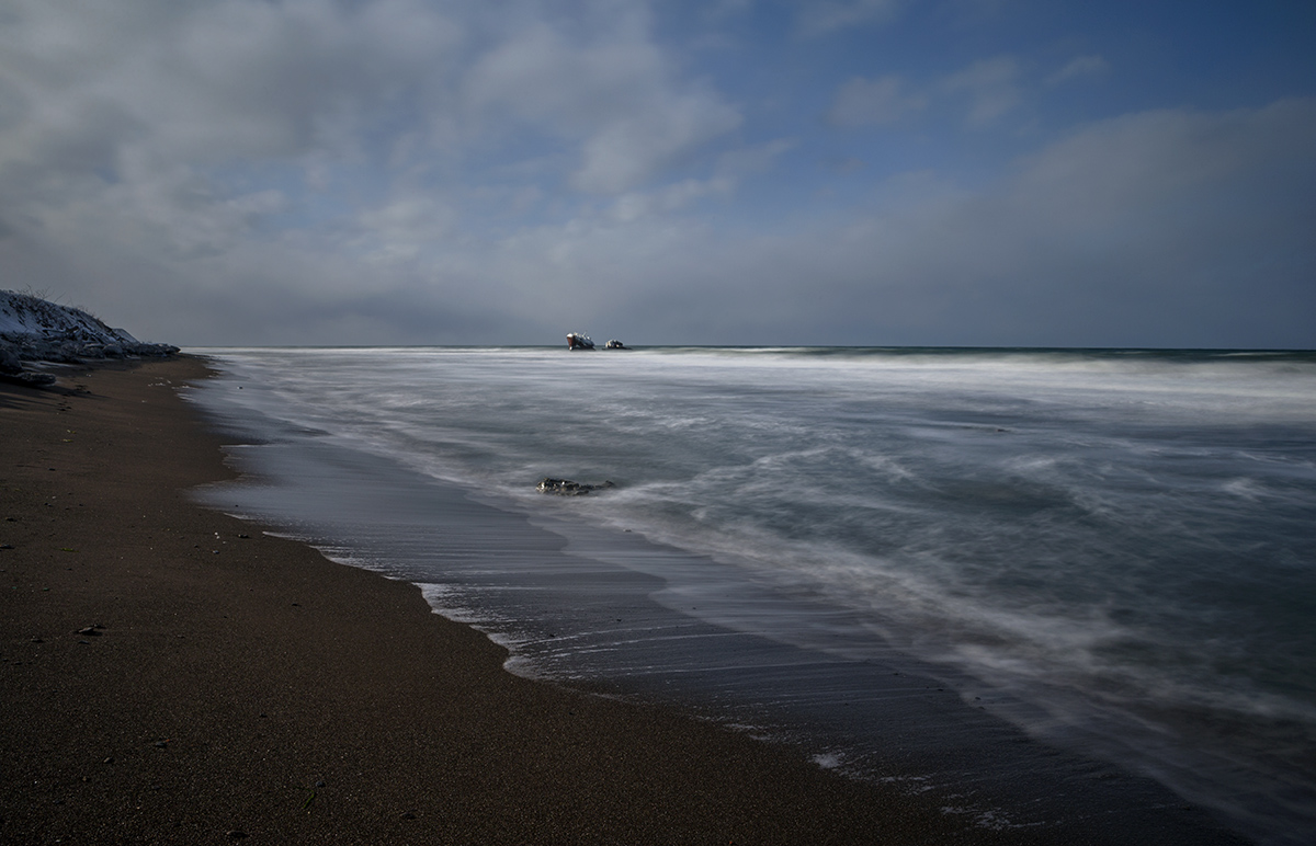 Охотское море