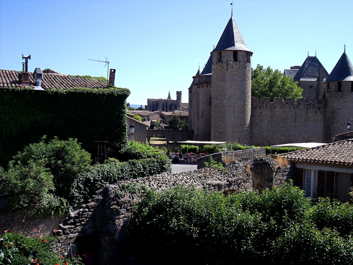 Виды на замок