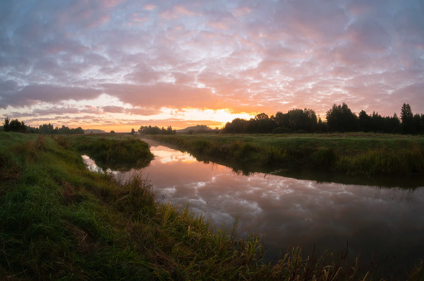 Рассветное отражение