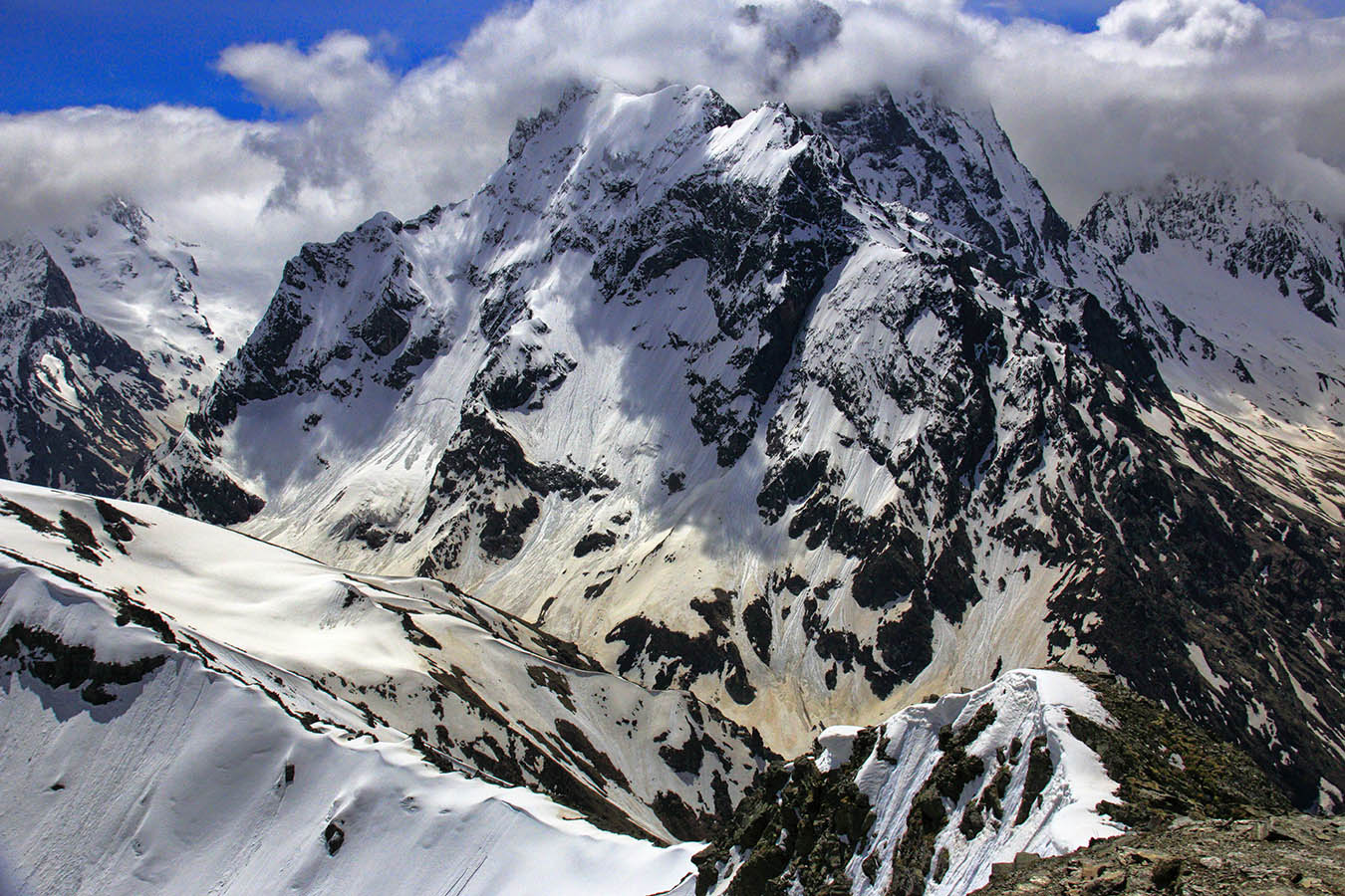 Домбай-Ульген