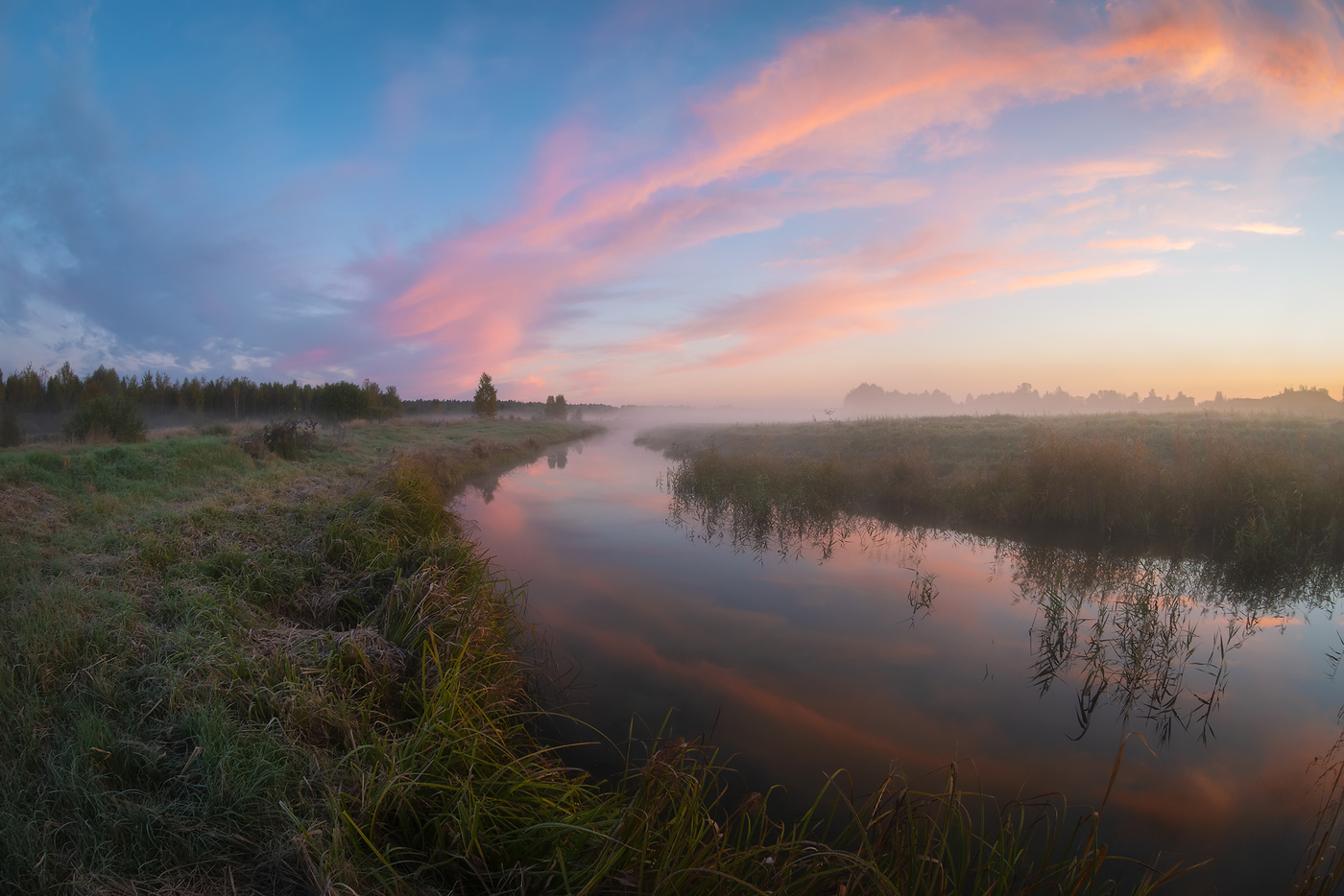 На речном изгибе