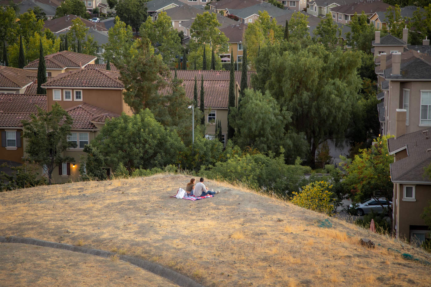 Над городом