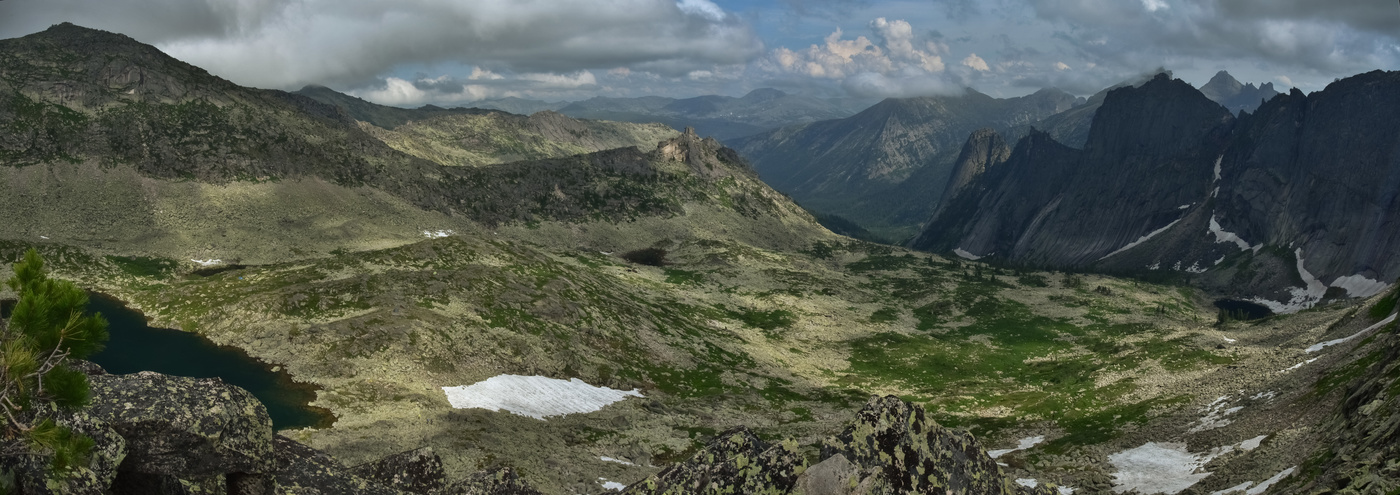 Долина Тайгишонка в Ергаках