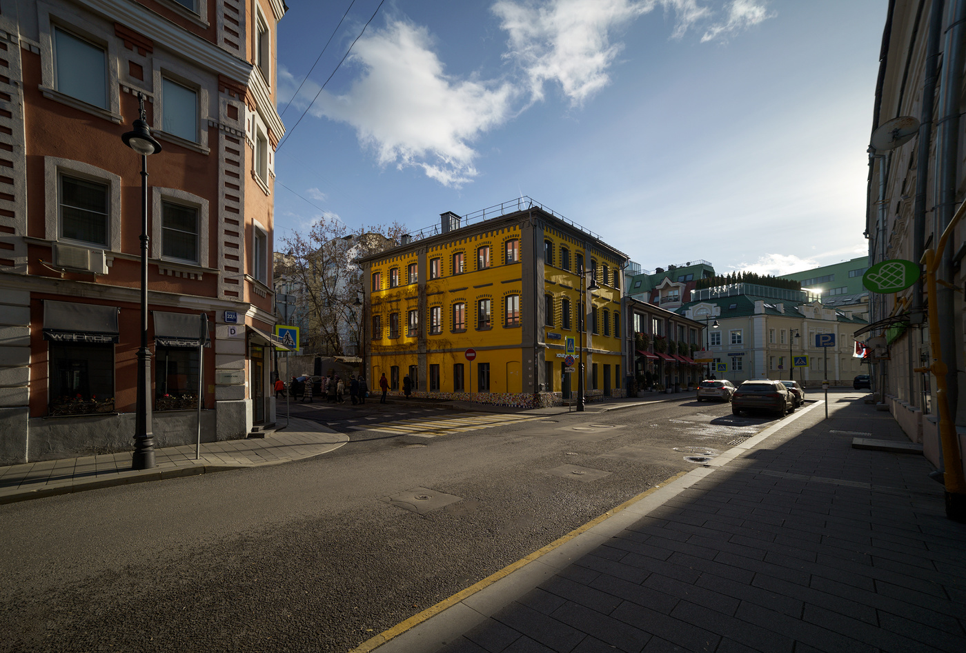 Проглянет день, как будто поневоле...