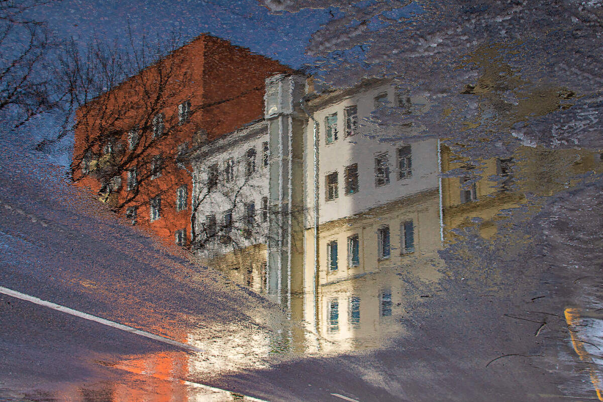 Дом у дороги