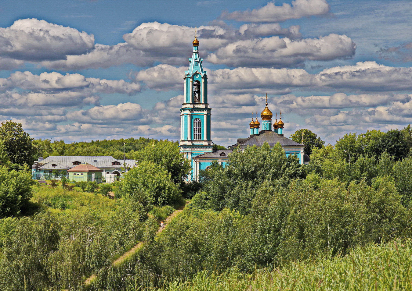 Храм Рождества Пресвятой Богородицы в Крылатском