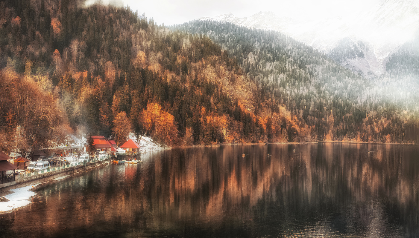 Озеро Рица. Осень-зима..