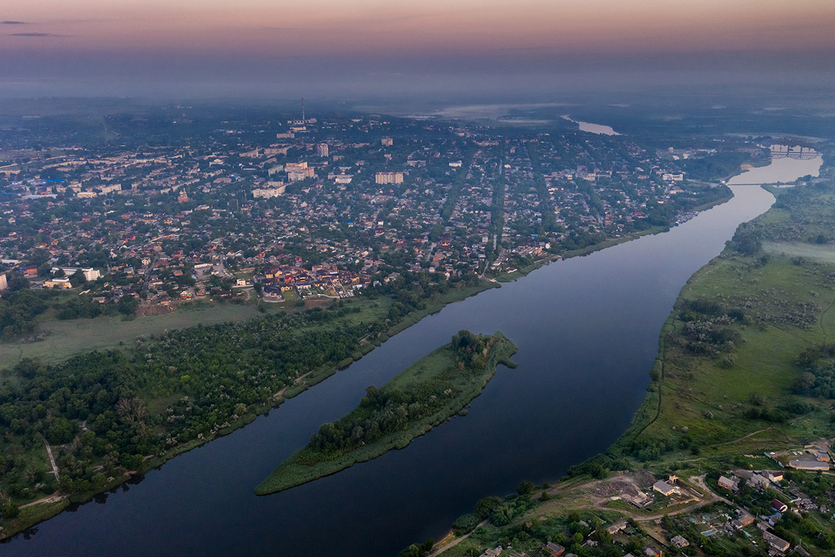 Рассвет над городом Ка