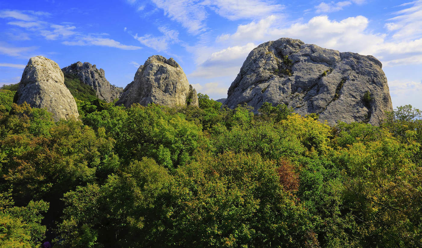 Скалы Тышлар