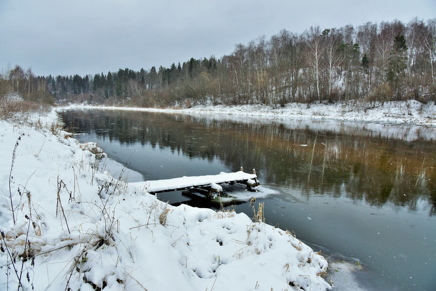 "Глядь зима катит в глаза ..."