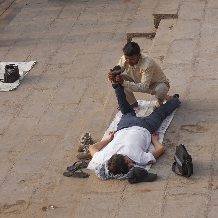 Утро начинается с ... массажа