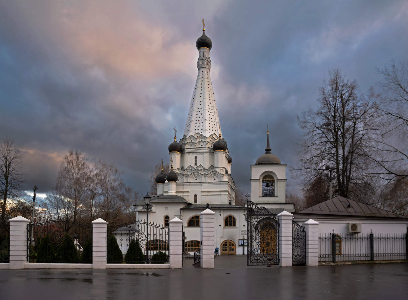 Храм Покрова Пресвятой Богородицы в Медведкове