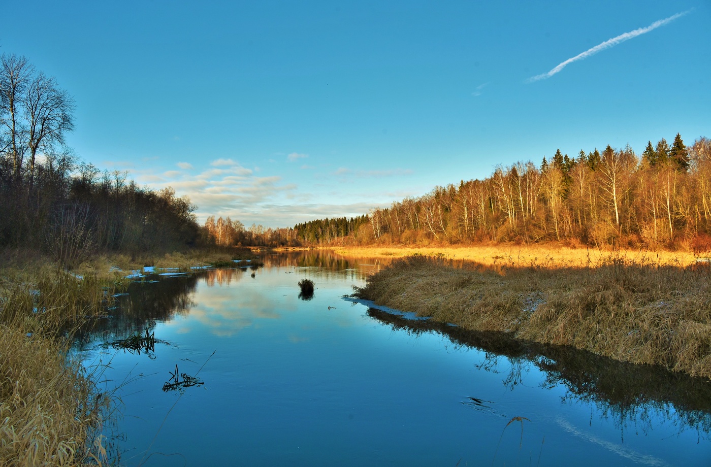 "Дни поздней осени бранят обыкновенно, но мне она мила..."