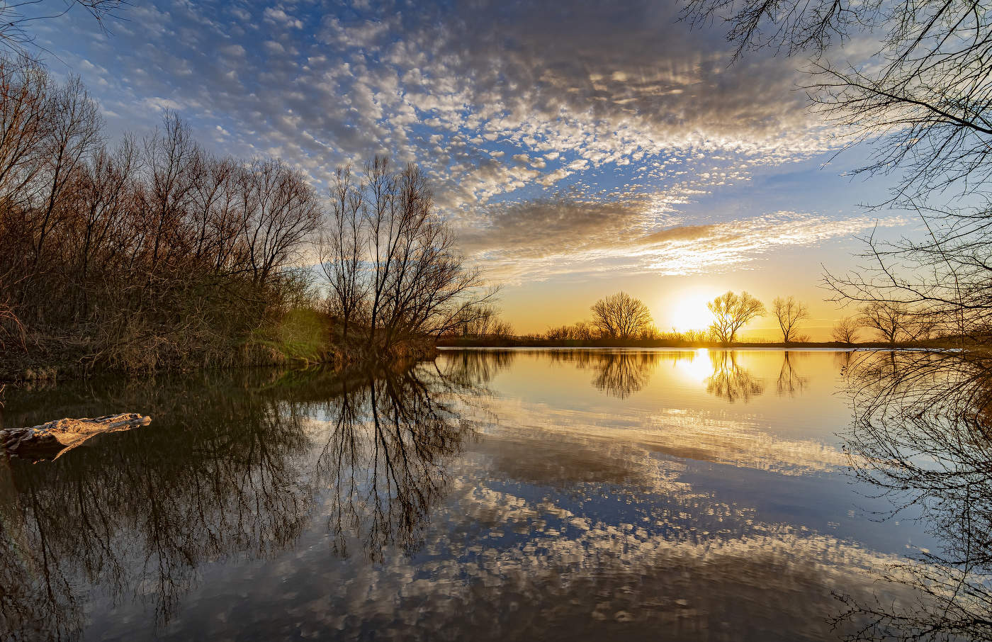 Вечер на озере