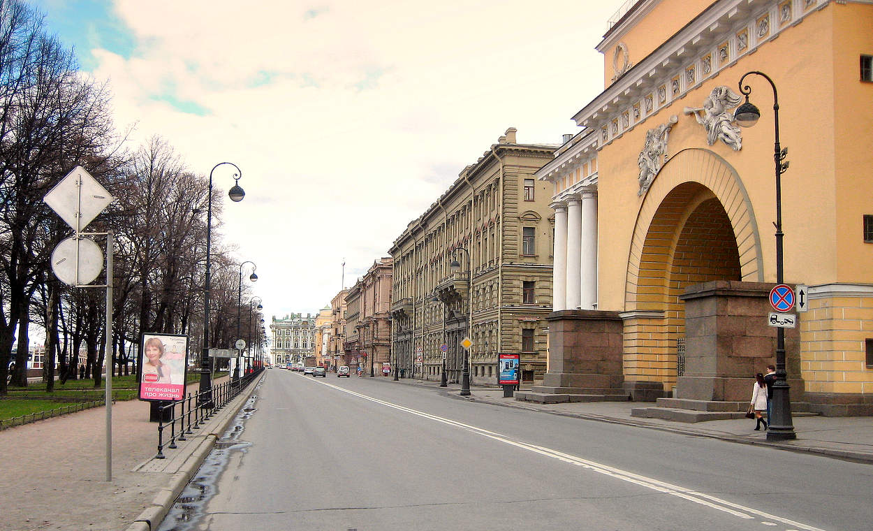 По улицам Питера