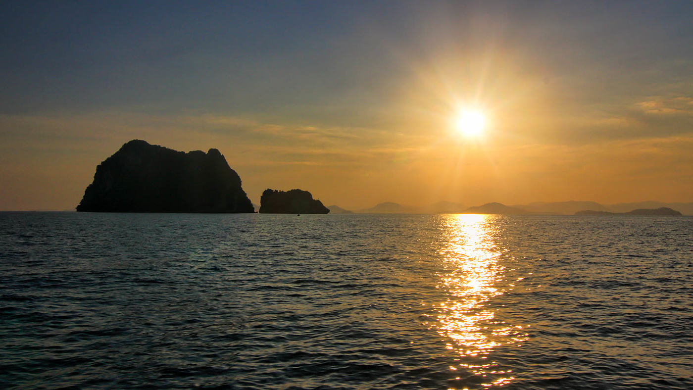 Острова в океане