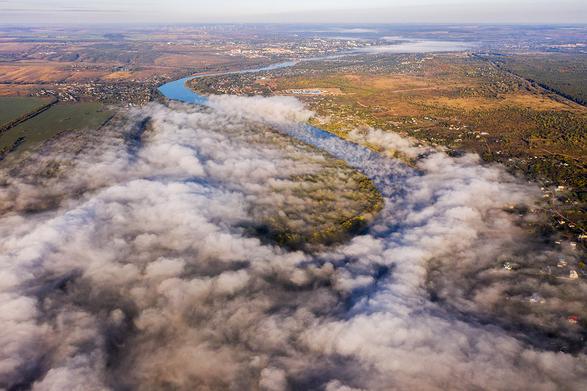Донец укутался туманом