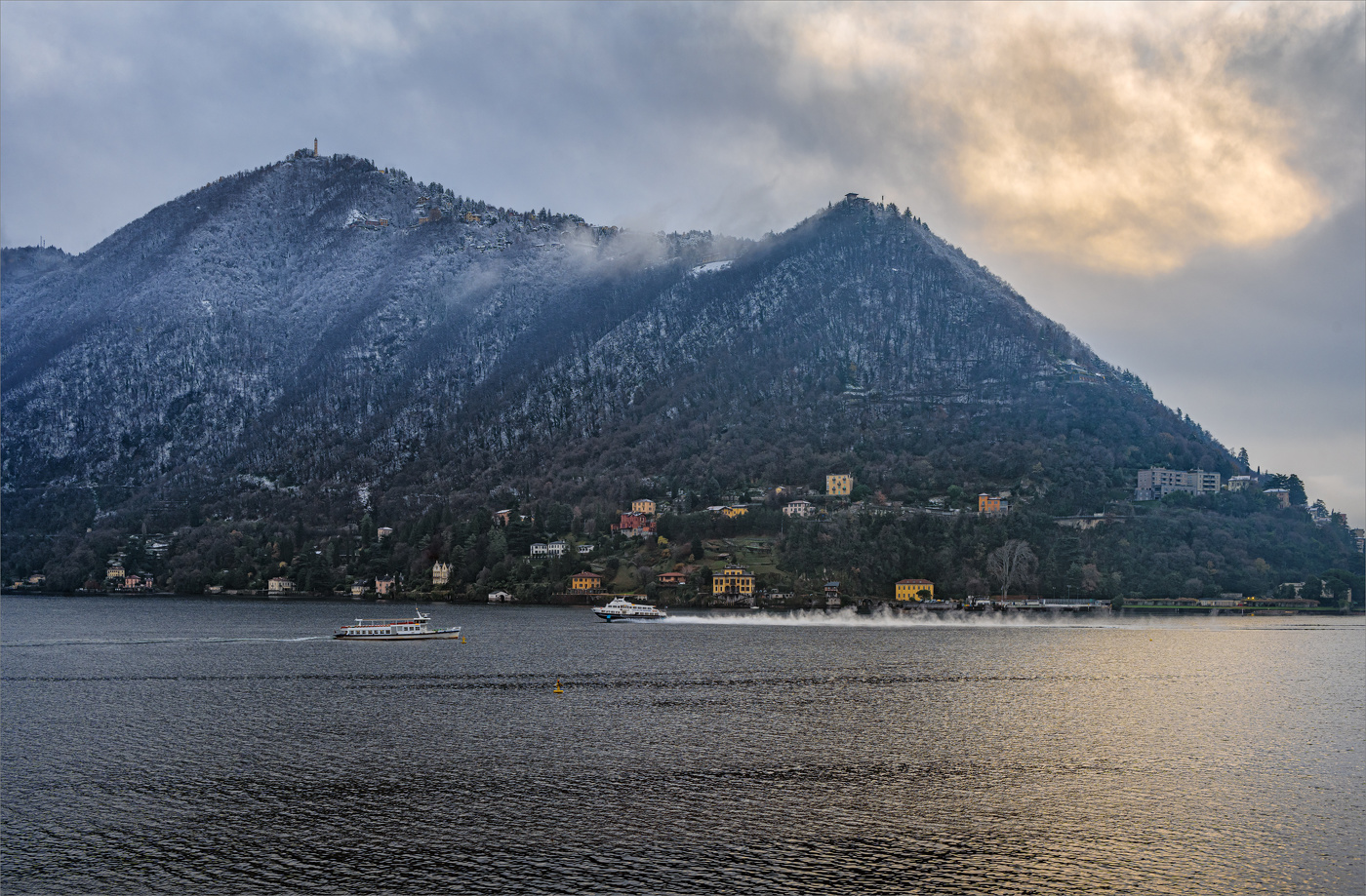 Вид на маяк из гостиничного номера