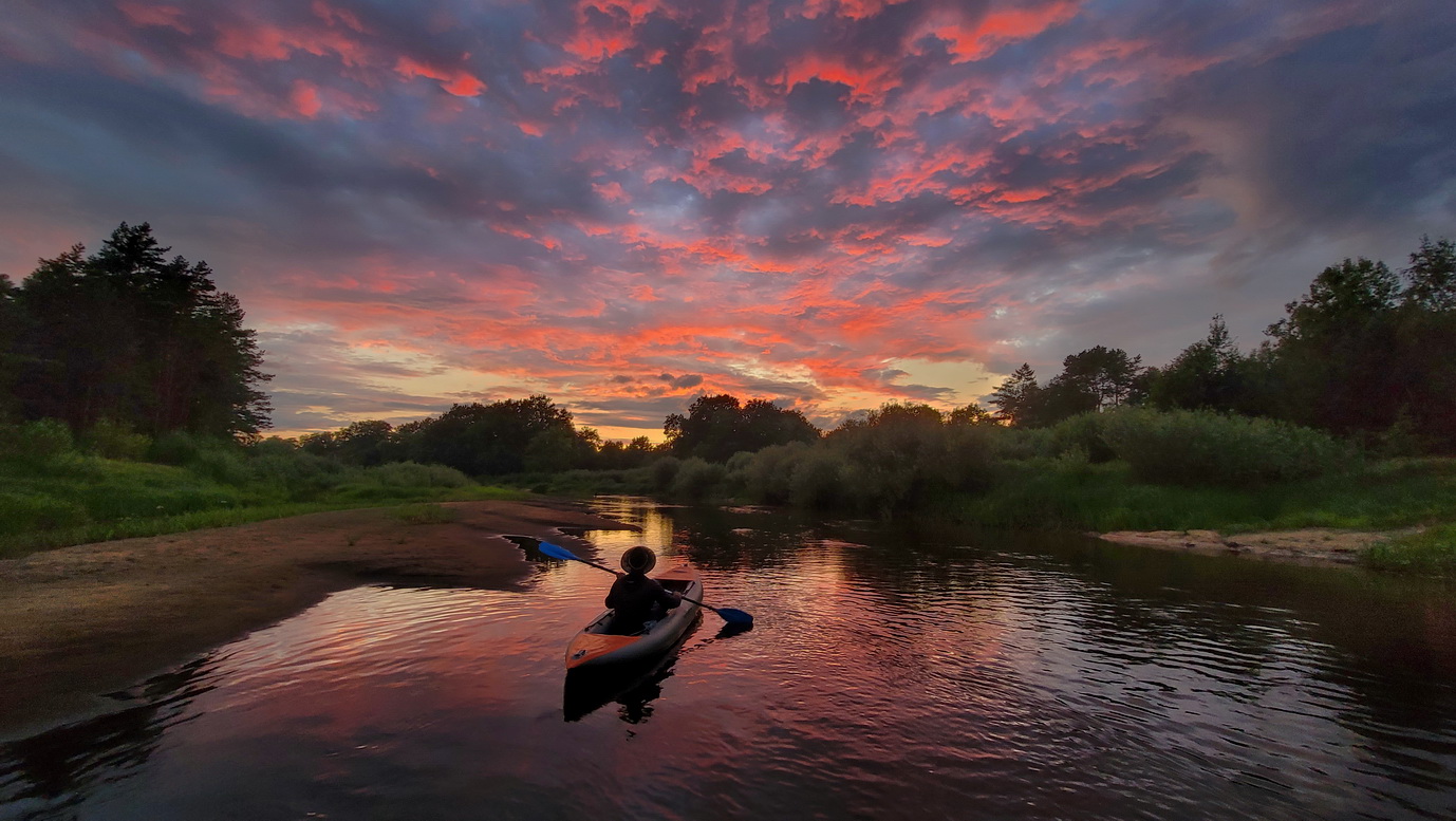 Догорал закат